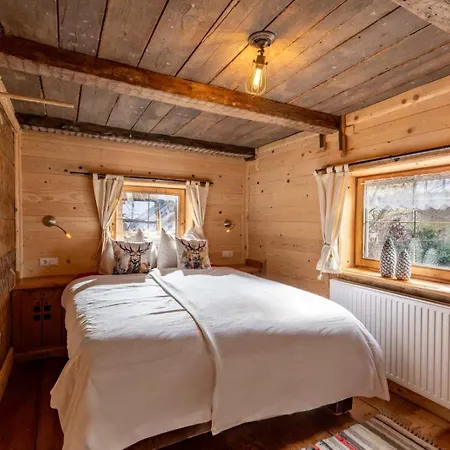 Πανσιόν Kaiserhaus 3*